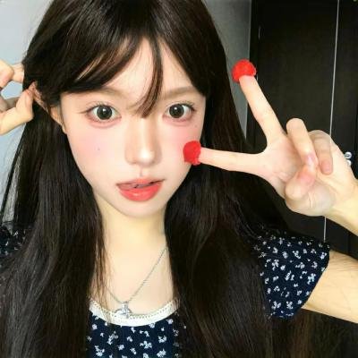隔楼女孩：我们之间的层距